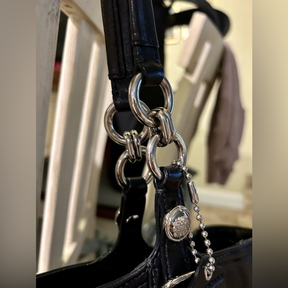 Coach Leather Mia Handbag.  Black With Purple Lining. E1082-15740. - Picture 5 of 14